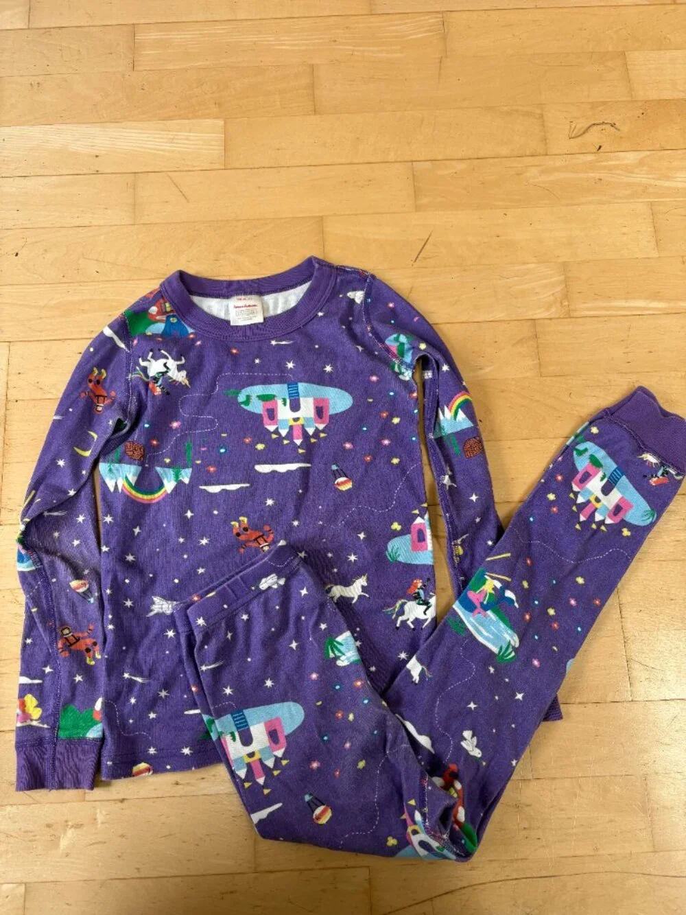 Hanna Anderson Pajamas 130 size 8 Lot Of 2 Polar Bear + Castle long sleeve